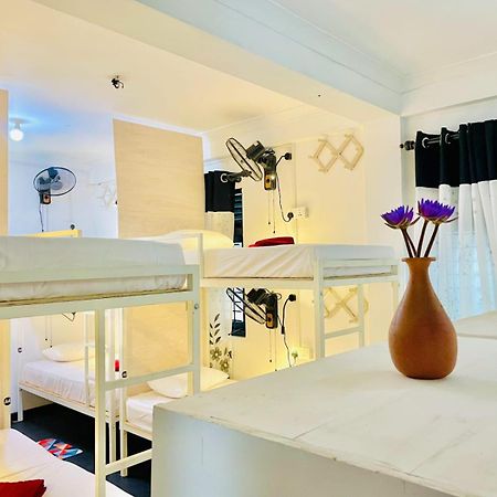 Hiricurry Hostel & Restaurant ديكويلاّ تين المظهر الخارجي الصورة