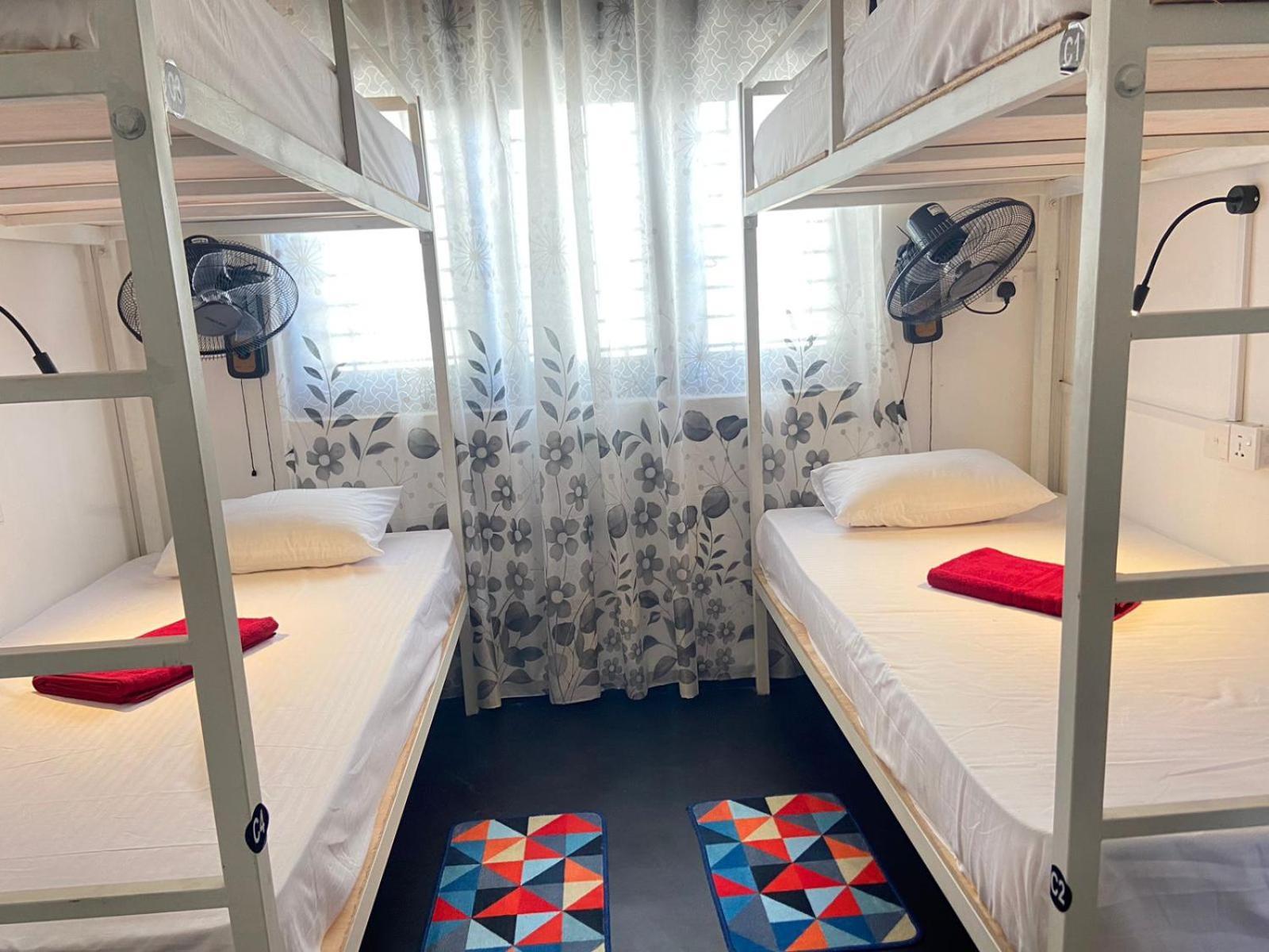 Hiricurry Hostel & Restaurant ديكويلاّ تين المظهر الخارجي الصورة