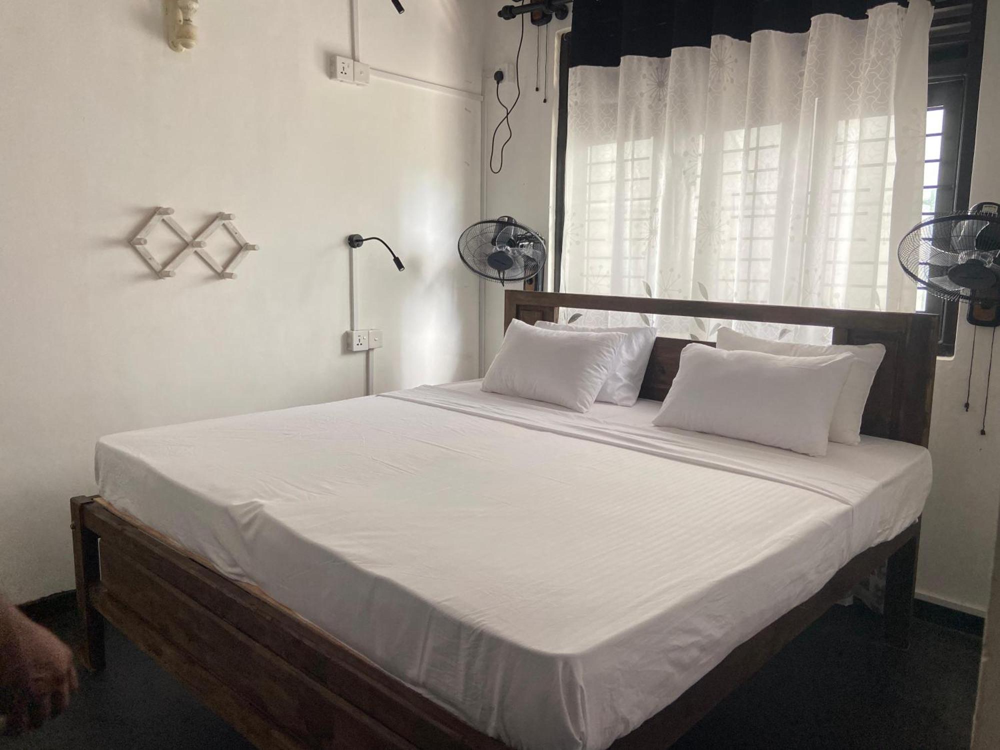 Hiricurry Hostel & Restaurant ديكويلاّ تين المظهر الخارجي الصورة