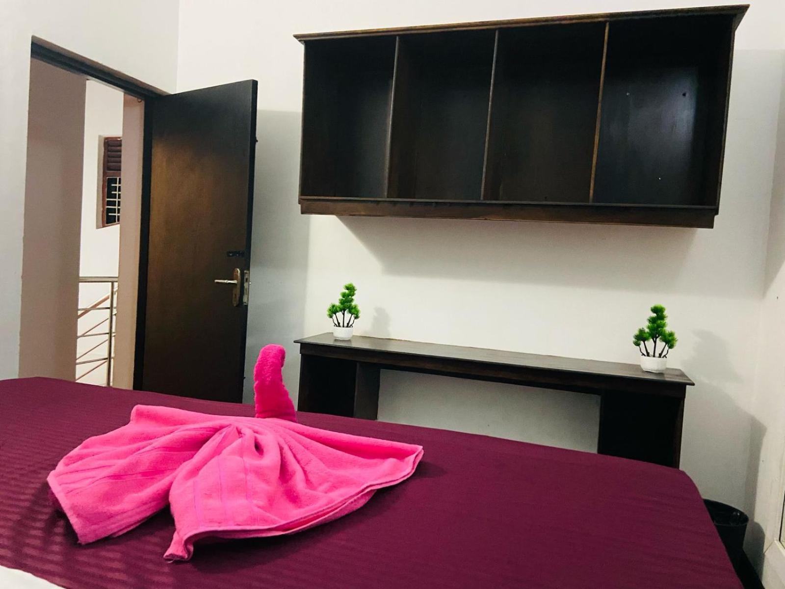 Hiricurry Hostel & Restaurant ديكويلاّ تين الغرفة الصورة