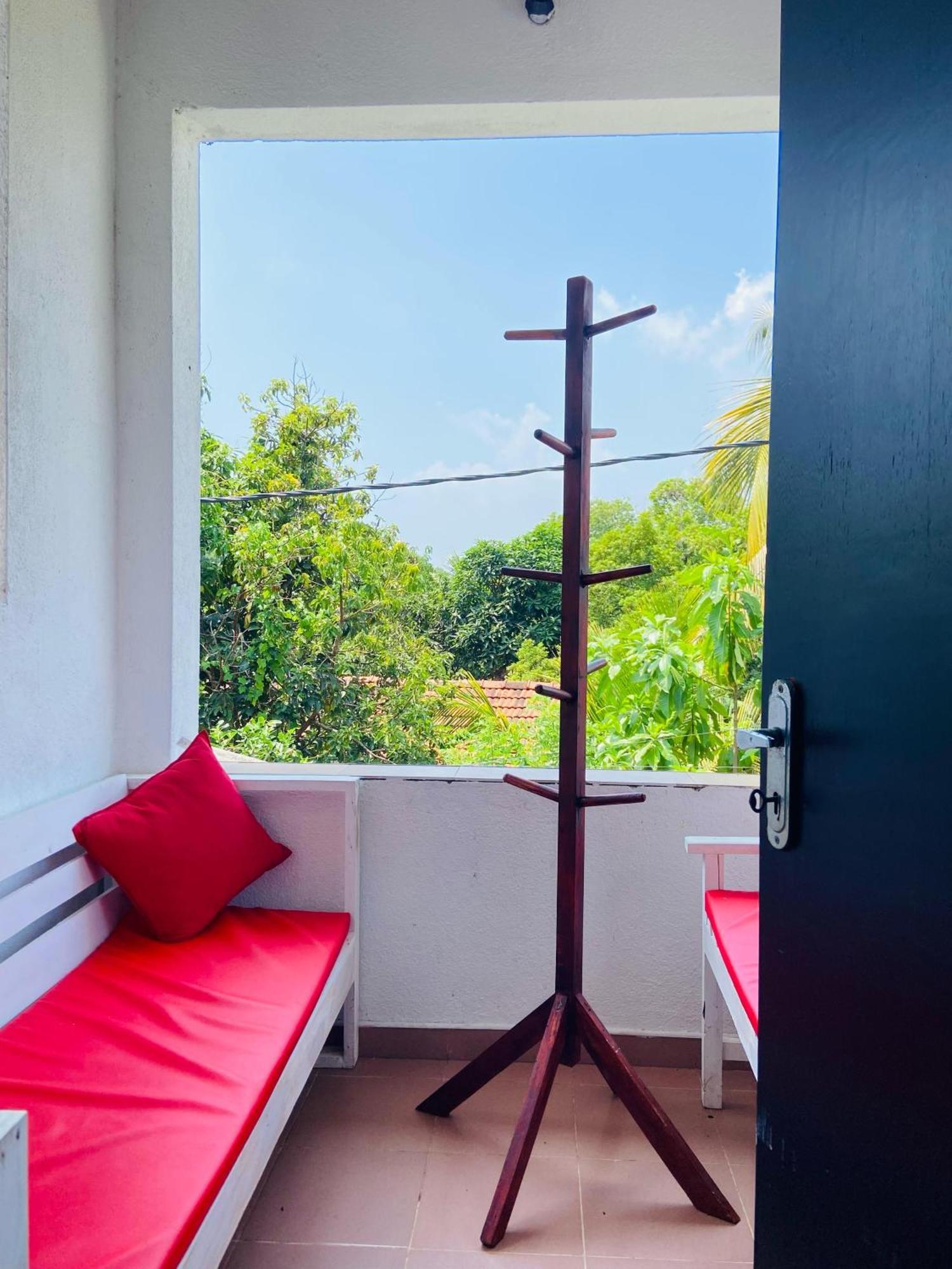 Hiricurry Hostel & Restaurant ديكويلاّ تين الغرفة الصورة